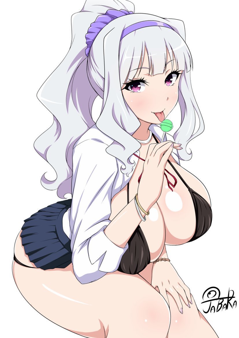 月の向こうで