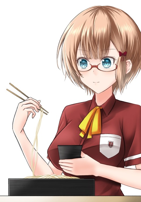 うどんを食べる理珠 うどんを食べる理珠