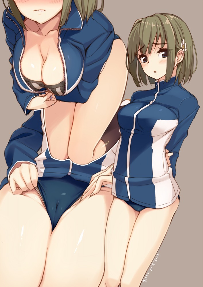 灰色の下木一周雲